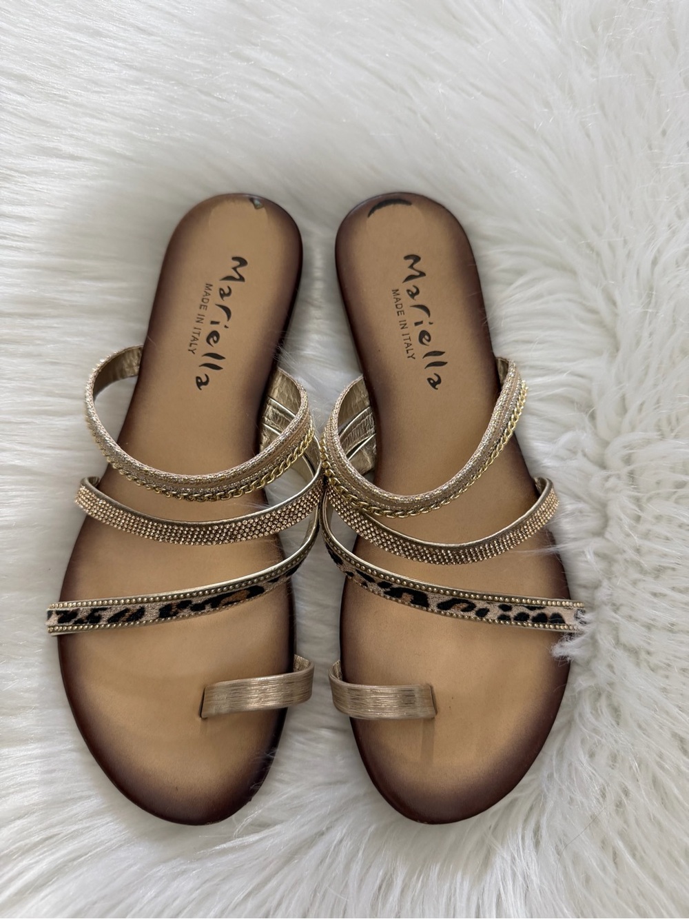 Mariella Gold Strappy Slide Sandals Sz 6